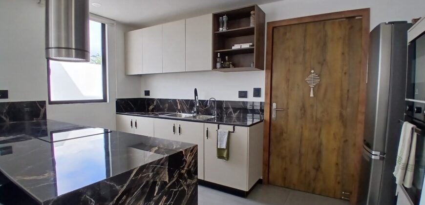 Casa elegante en venta en Manta | Sector Gavilanes