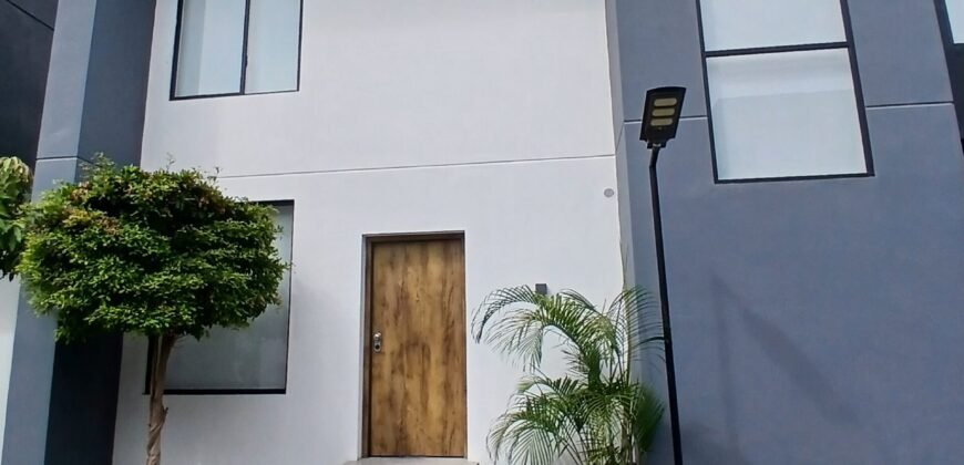Casa elegante en venta en Manta | Sector Gavilanes